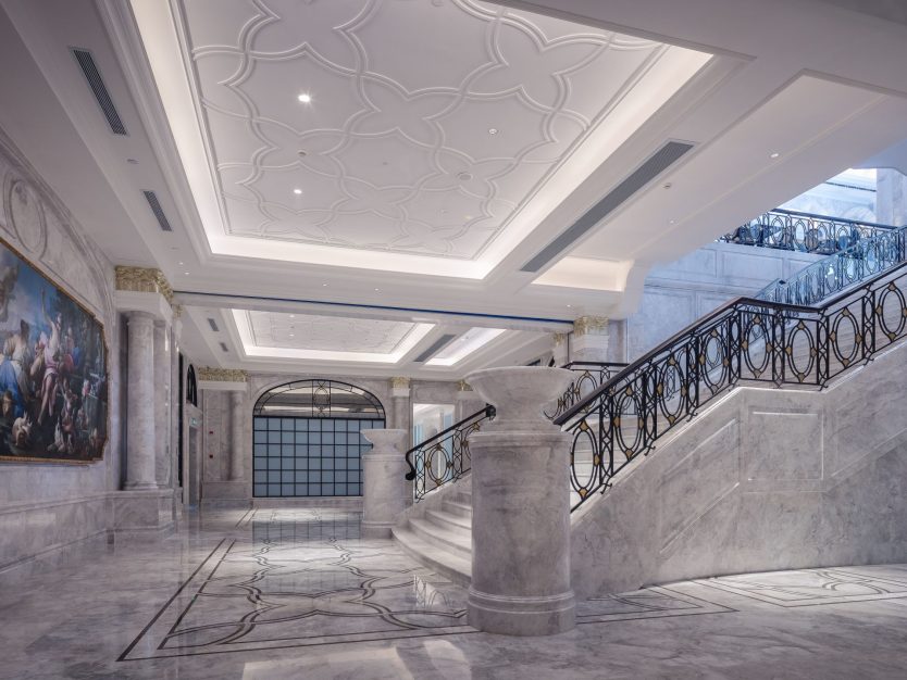 Villa İç Mekanlarında Mermer Cilalama Uygulaması